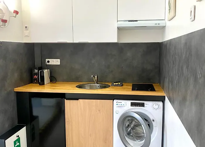 Grand Centre De Apartment *