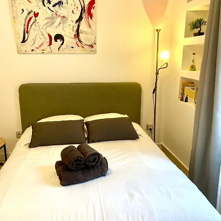 Grand Centre De Apartment *