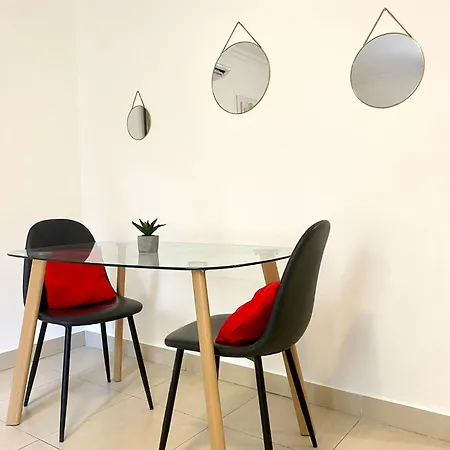 Grand Studio, Parking Privé, Cuisine Séparée Appartamento *